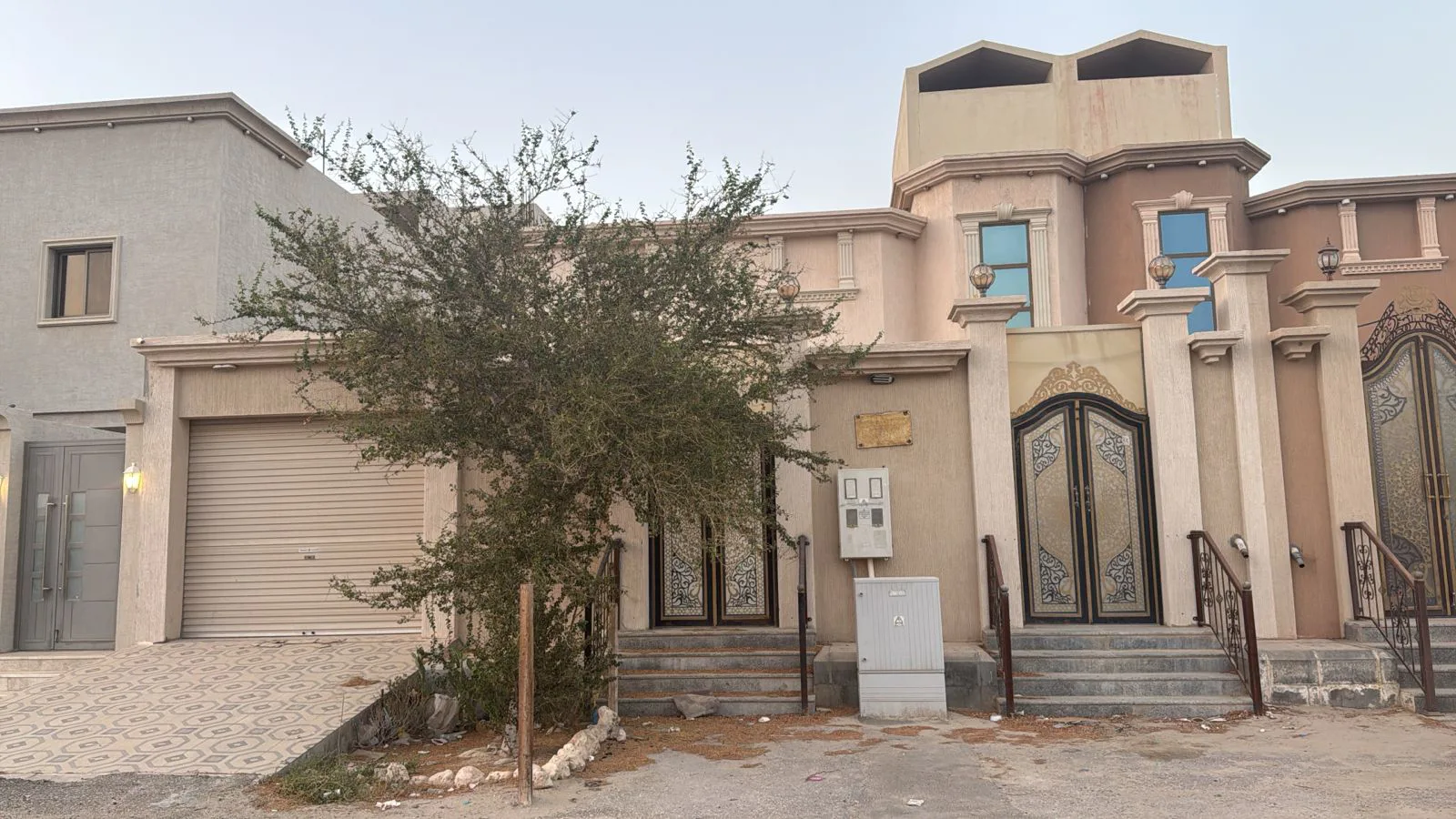 عقار