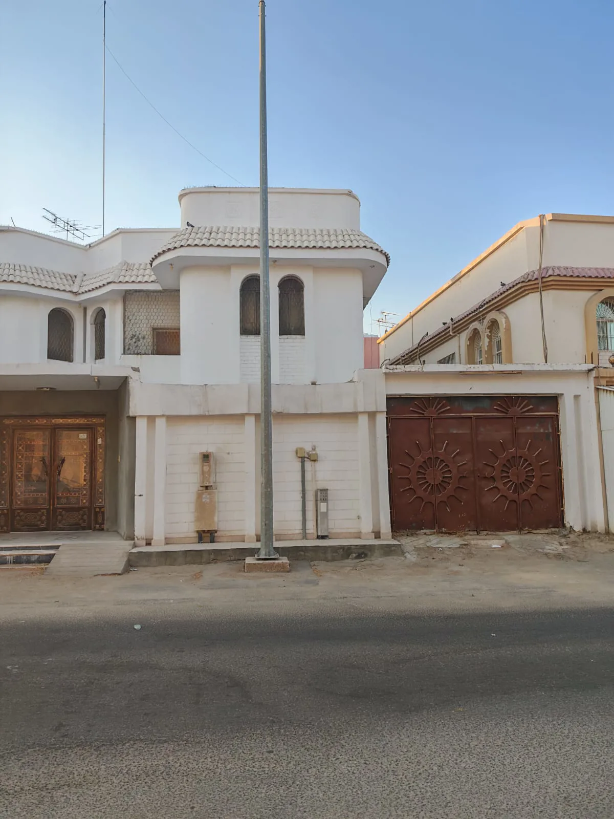 عقار
