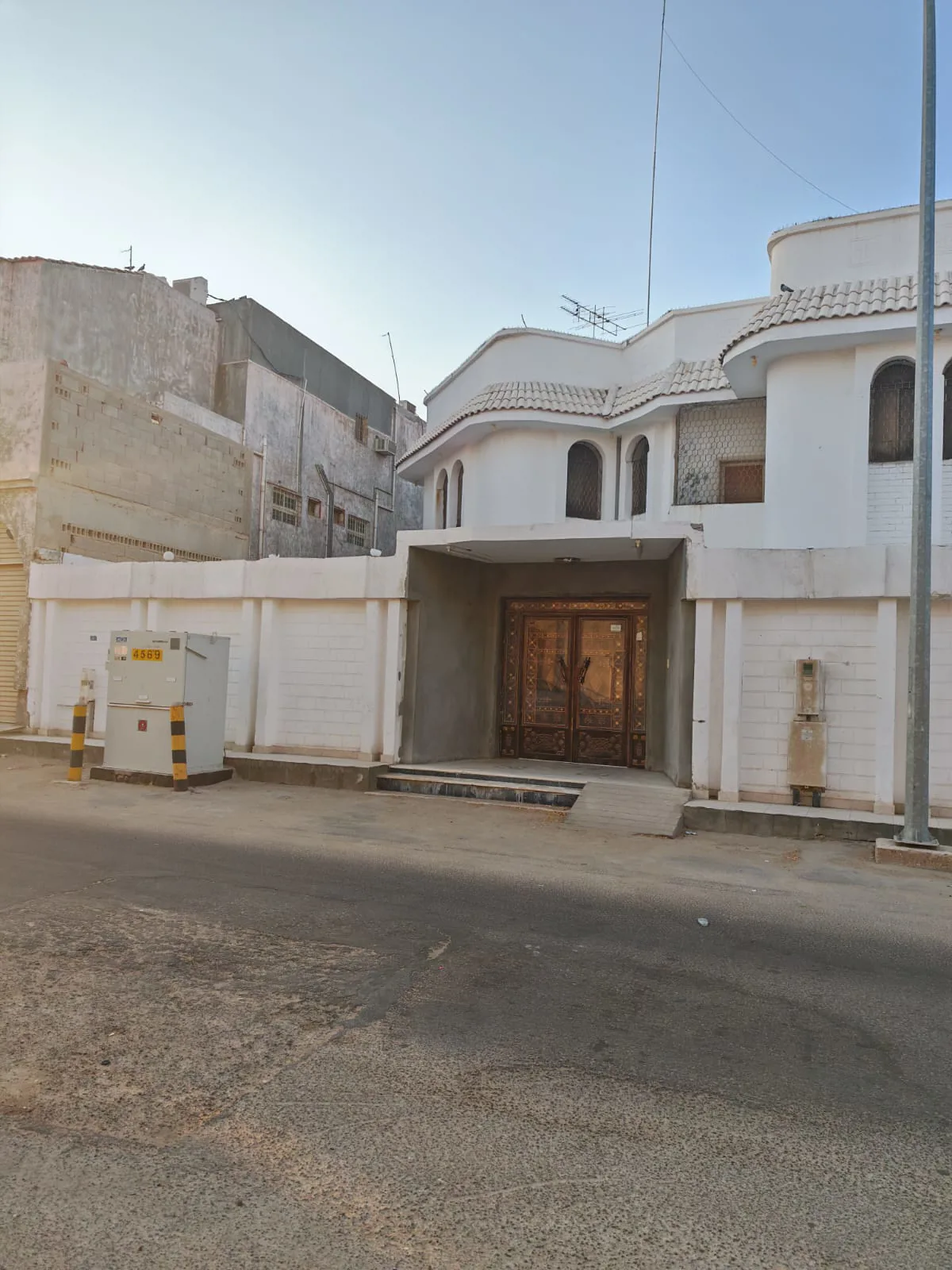 عقار