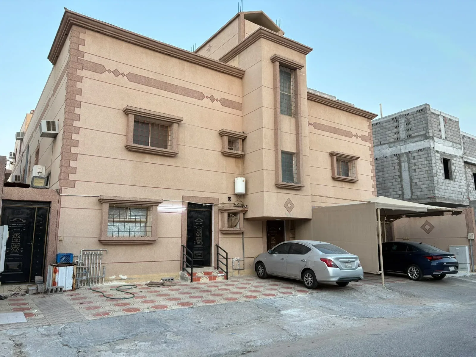 عقار