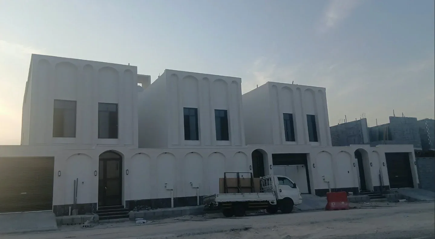 دبلكس للبيع في حي الرابية بالعيون | 315 م²